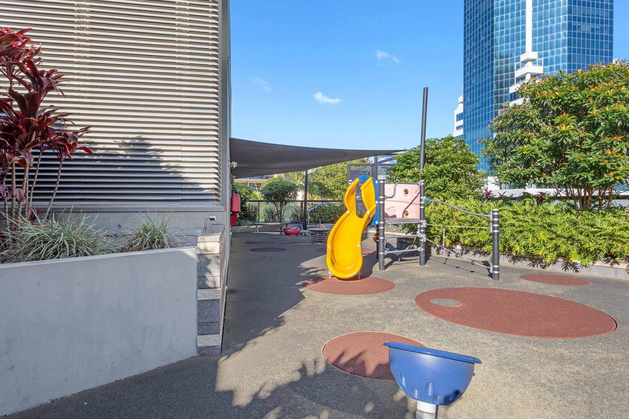 Holiday Holiday Circle On Cavill Apartments Gold Coast Extérieur photo
