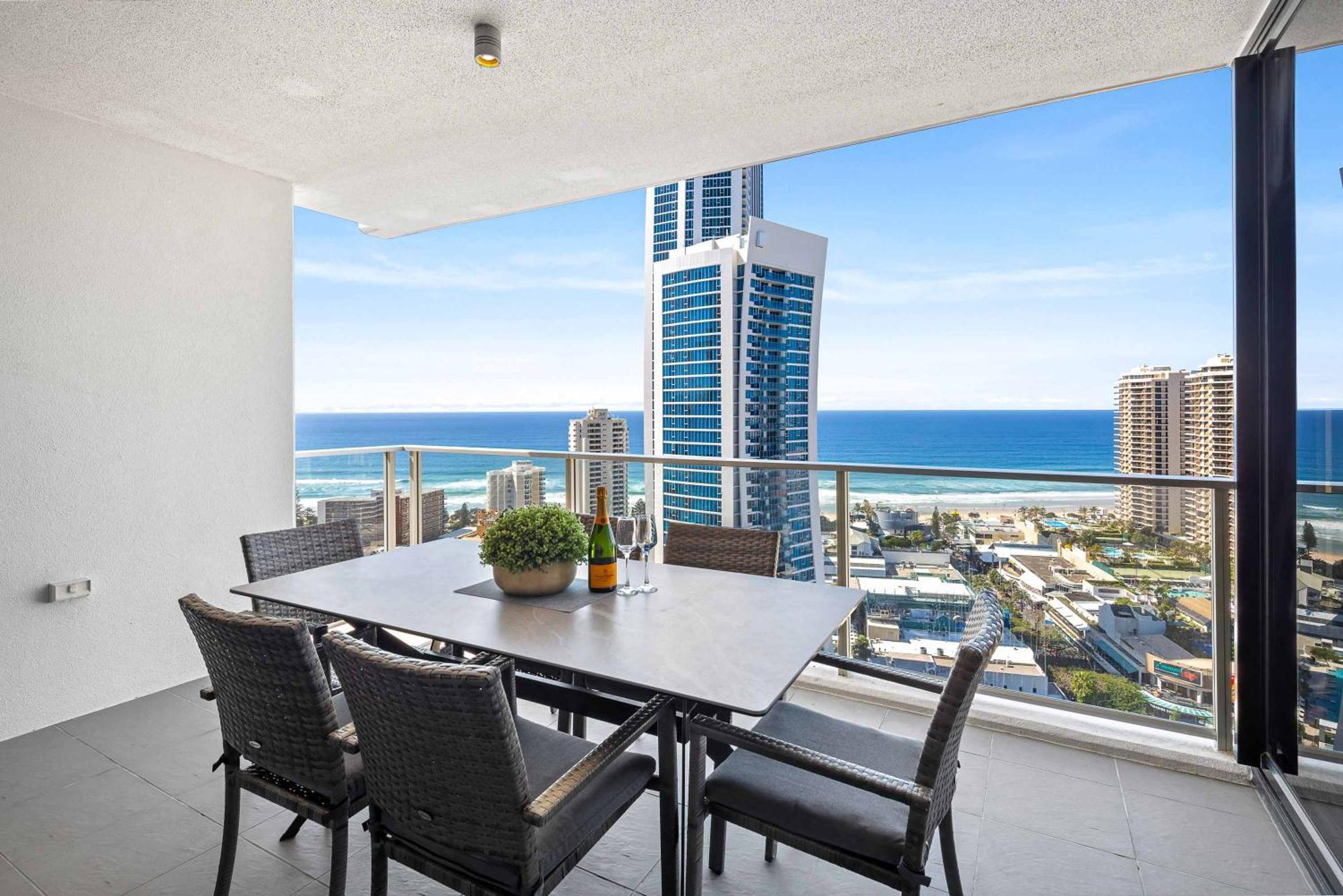 Holiday Holiday Circle On Cavill Apartments Gold Coast Chambre photo