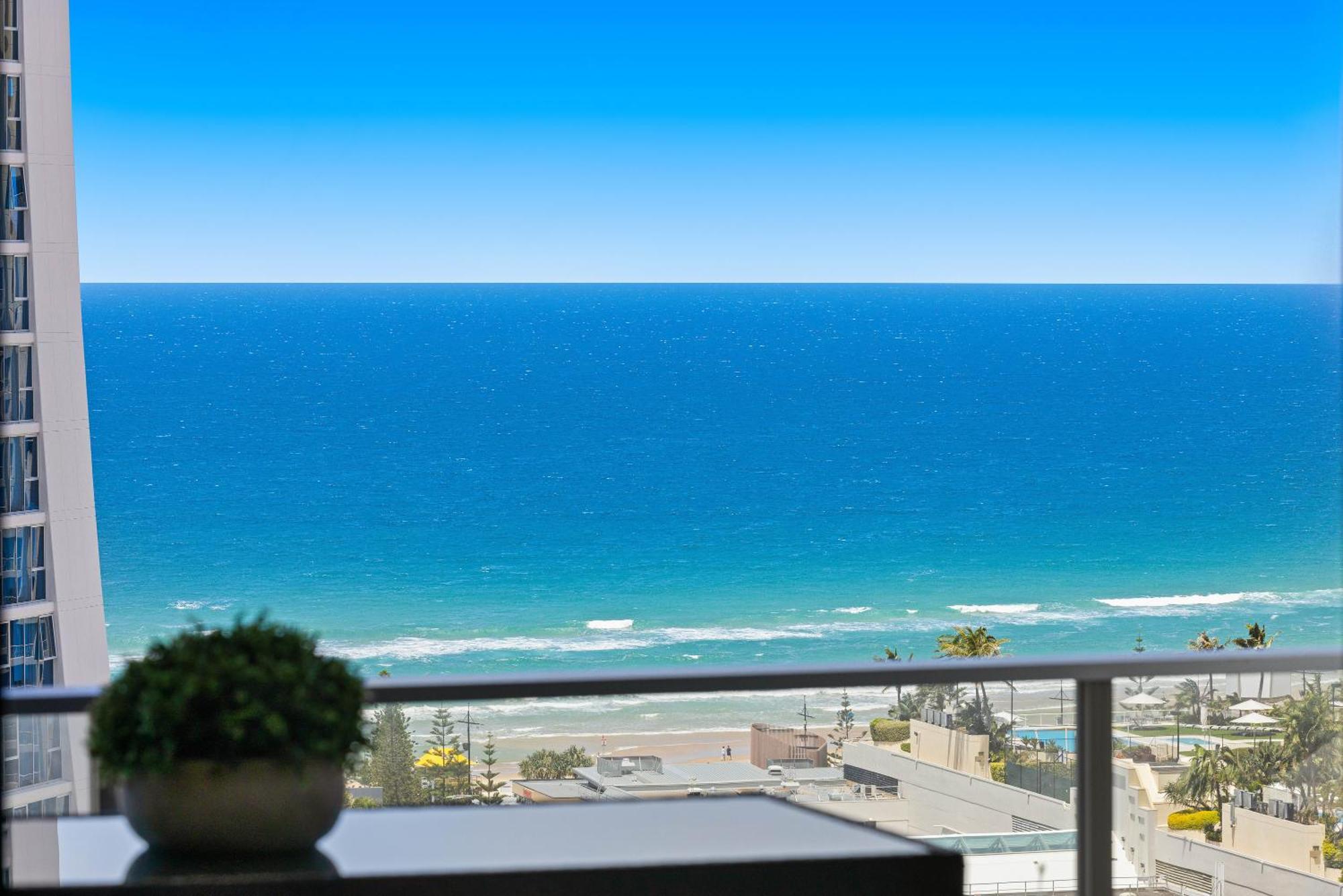 Holiday Holiday Circle On Cavill Apartments Gold Coast Chambre photo